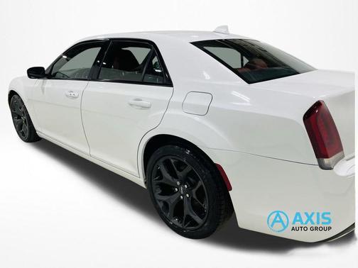 2020 Chrysler 300 S