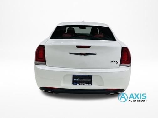 2020 Chrysler 300 S