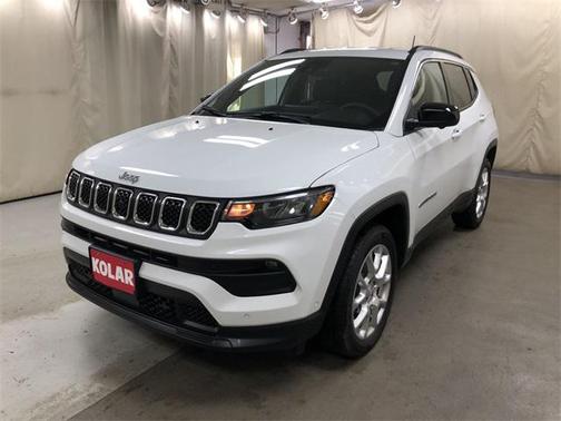 2024 Jeep Compass Latitude Lux