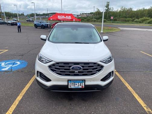 White Metallic 2020 Ford Edge Titanium
