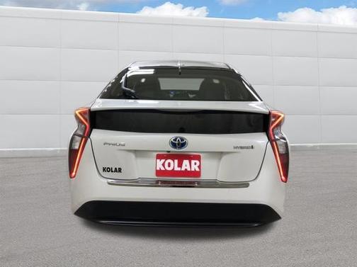 2016 Toyota Prius Four