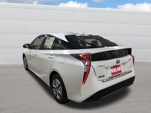 2016 Toyota Prius Four