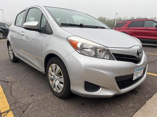2012 Toyota Yaris LE