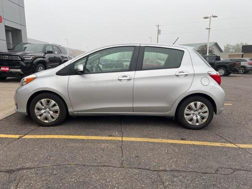 2012 Toyota Yaris LE