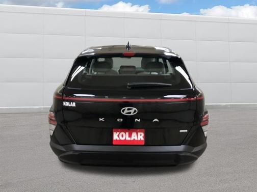 2025 Hyundai KONA SE