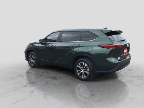 Cypress 2023 Toyota Highlander XLE