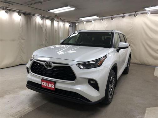 2024 Toyota Highlander XLE