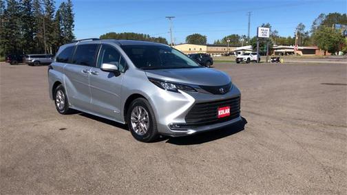 2021 Toyota Sienna XLE 7 Passenger