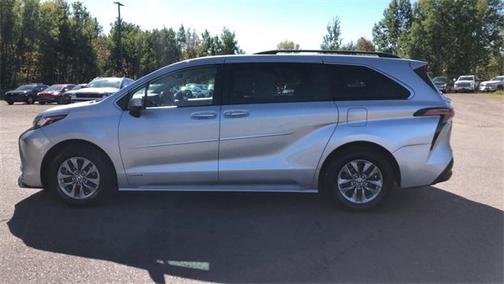 2021 Toyota Sienna XLE 7 Passenger