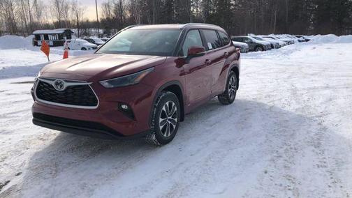 2026 Toyota Highlander Hybrid XLE