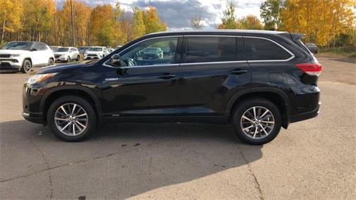 2019 Toyota Highlander Hybrid XLE