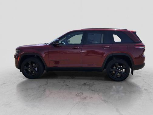 Velvet Red Pearlcoat 2024 Jeep Grand Cherokee Altitude
