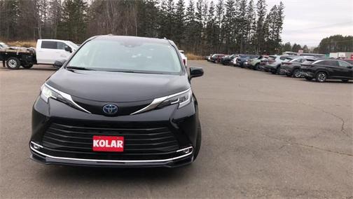 2023 Toyota Sienna XLE