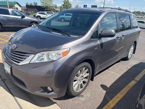 2016 Toyota Sienna SE