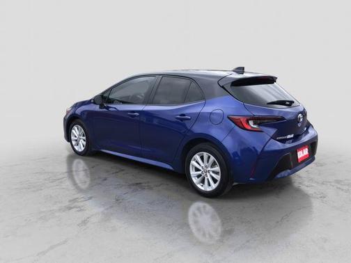 Blue Crush Metallic/Midnight Black Metallic 2023 Toyota Corolla SE