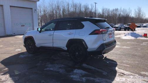 2023 Toyota RAV4 Hybrid SE