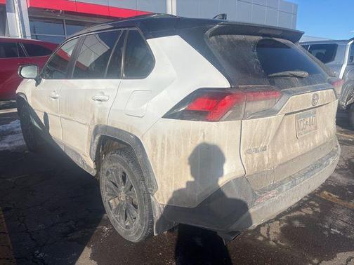 2023 Toyota RAV4 Hybrid SE