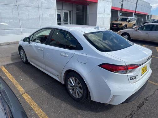 Ice Cap 2023 Toyota Corolla Hybrid LE