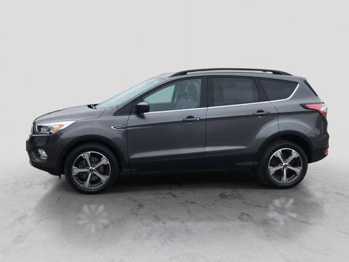 Magnetic 2018 Ford Escape SEL