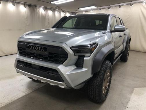 2025 Toyota Tacoma Hybrid Trailhunter