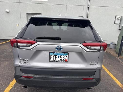 2021 Toyota RAV4 Hybrid XLE