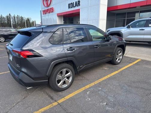 2021 Toyota RAV4 Hybrid XLE Premium