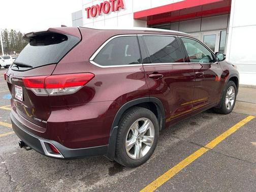 Ooh La La Rouge Mica 2018 Toyota Highlander Limited