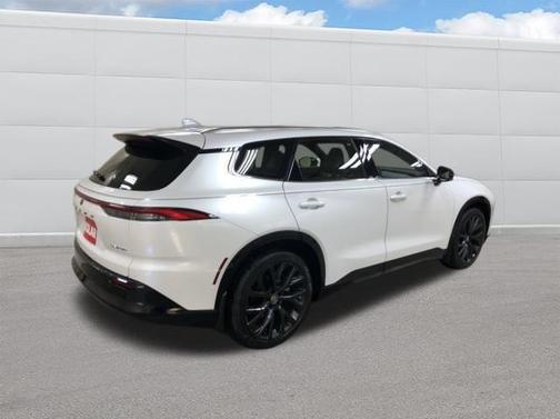 2025 Toyota Crown Signia Limited