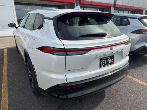 Oxygen White 2025 Toyota Crown Signia Limited