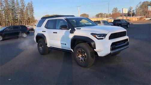 2025 Toyota 4Runner Hybrid Trailhunter