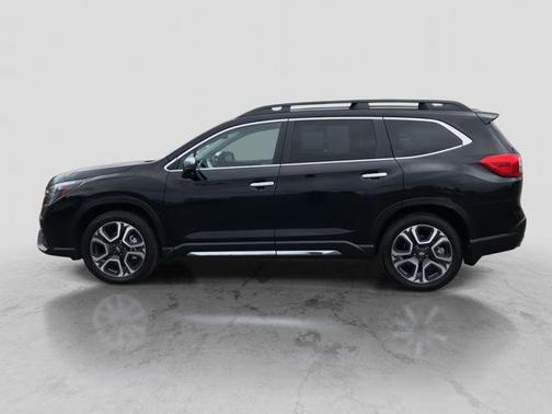 Crystal Black Silica 2023 Subaru Ascent Touring 7-Passenger