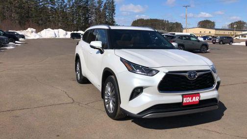2024 Toyota Highlander Hybrid Platinum