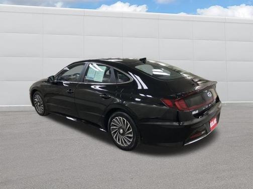 2023 Hyundai SONATA Hybrid SE
