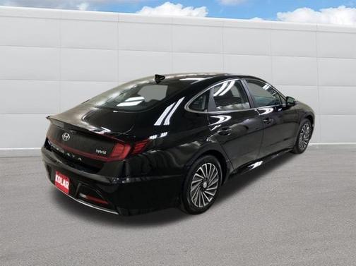 2023 Hyundai SONATA Hybrid SE