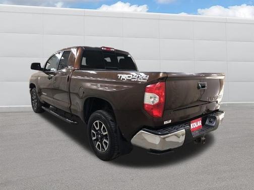 2017 Toyota Tundra SR5