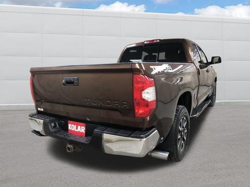 2017 Toyota Tundra SR5