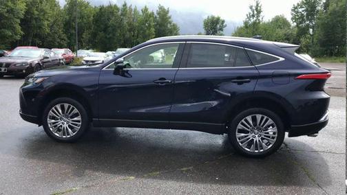 2022 Toyota Venza XLE