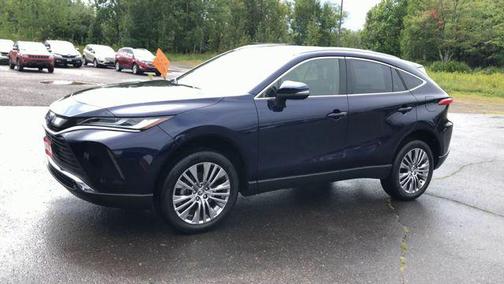 2022 Toyota Venza XLE