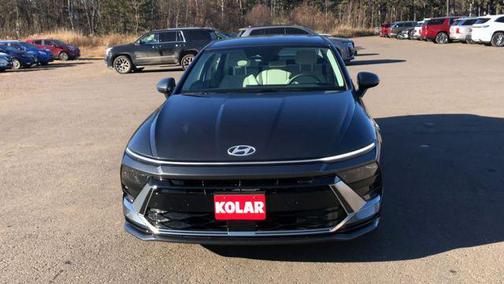 2025 Hyundai SONATA Hybrid SE