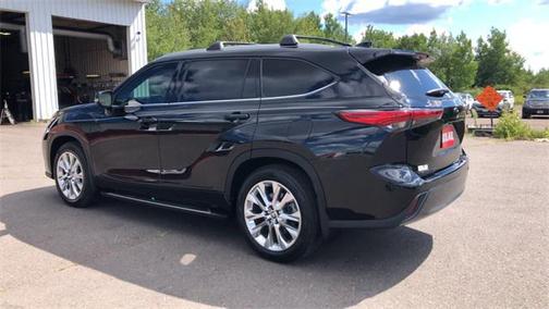 2023 Toyota Highlander Hybrid Limited