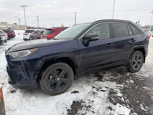 2021 Toyota RAV4 Hybrid SE