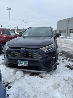 2021 Toyota RAV4 Hybrid SE