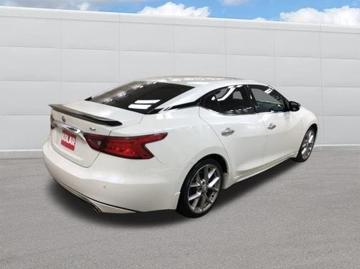 2016 Nissan Maxima 3.5 SR