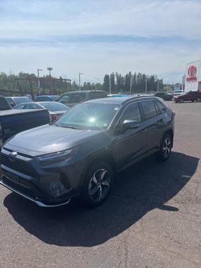 2024 Toyota RAV4 Prime SE