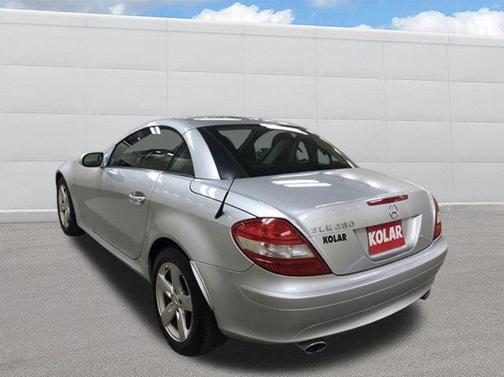 2006 Mercedes-Benz SLK-Class Base