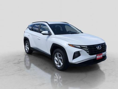 Quartz White 2022 Hyundai TUCSON SEL