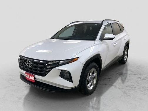 Quartz White 2022 Hyundai TUCSON SEL