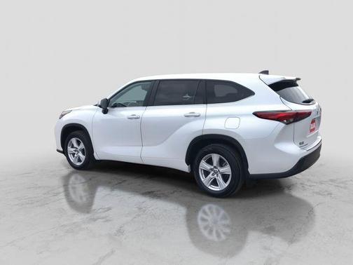 Wind Chill Pearl 2023 Toyota Highlander L