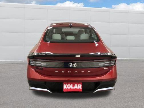 2025 Hyundai SONATA Hybrid SE