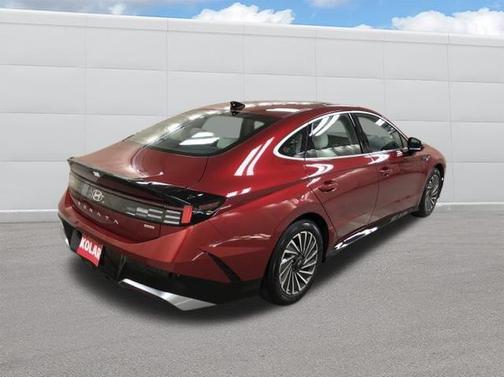 2025 Hyundai SONATA Hybrid SE